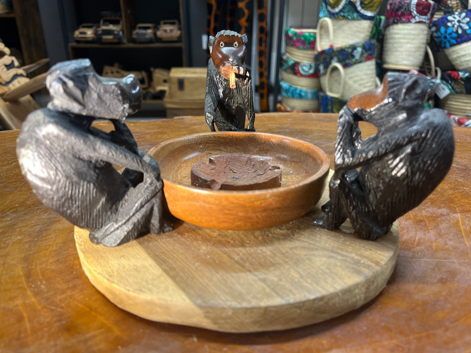 Not so Wise 3 Smoking Monkeys Ash Tray - Handmade Ebony Monkeys