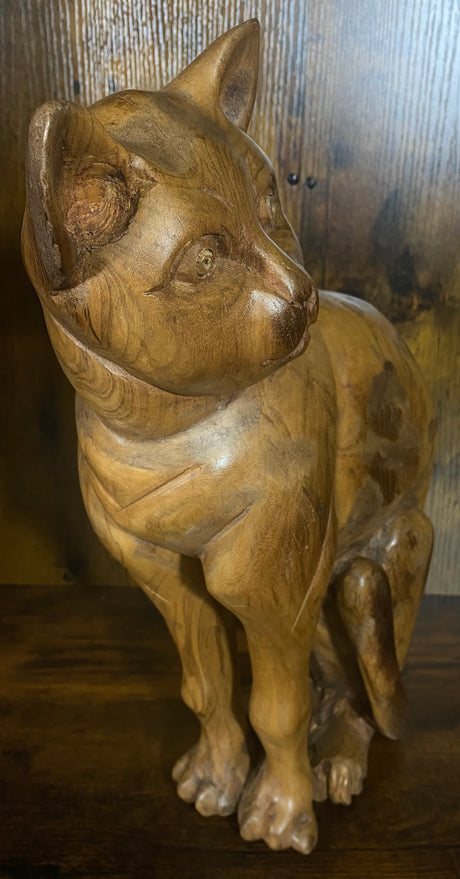 Hand Carved Mahogany Head Side Turned Cat