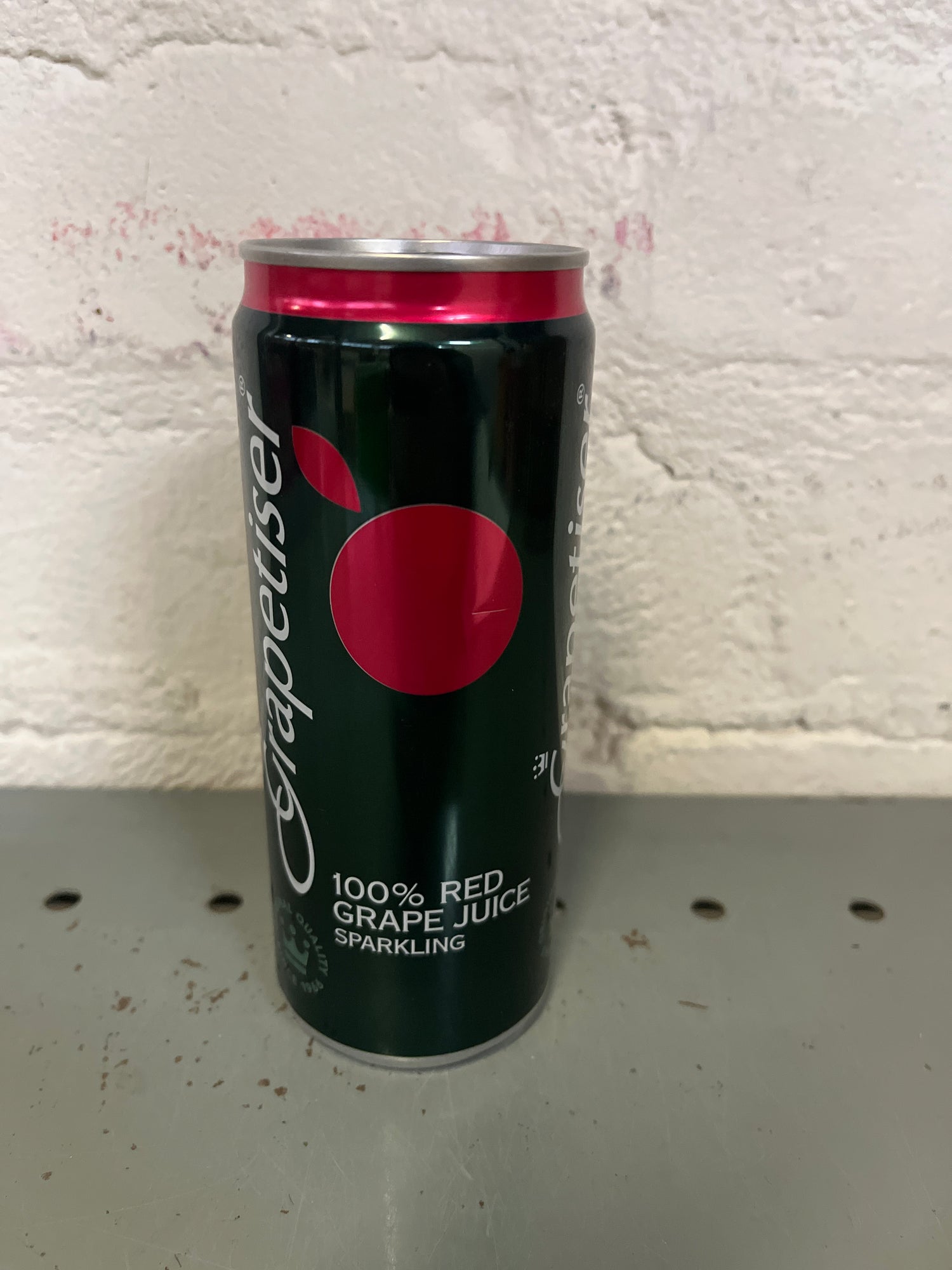Grapetiser Red Grape Flavour Drink 330ml Can (South Africa)
