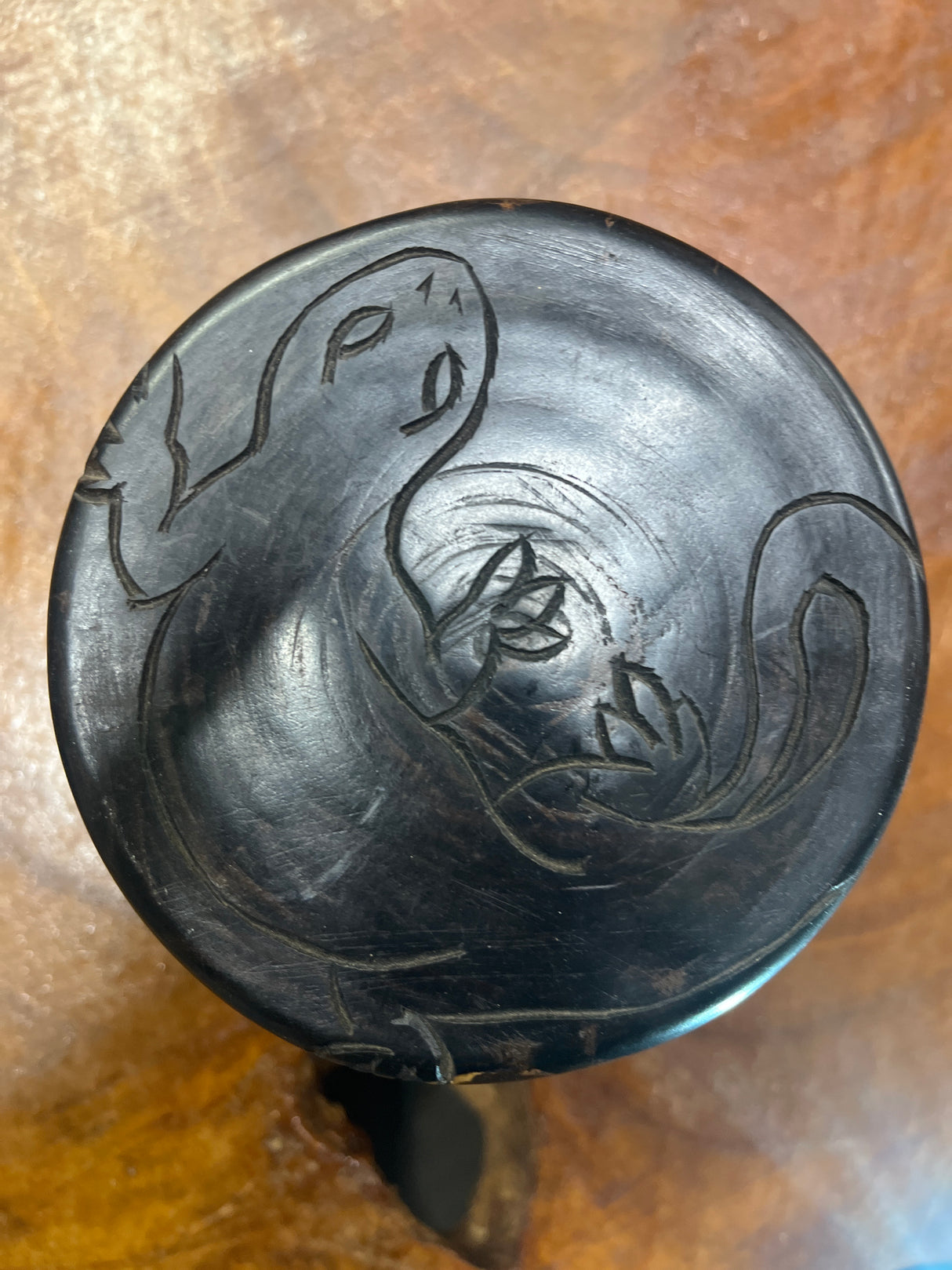 Large Ebony Lizard Design Coaster Set with 6 Coasters