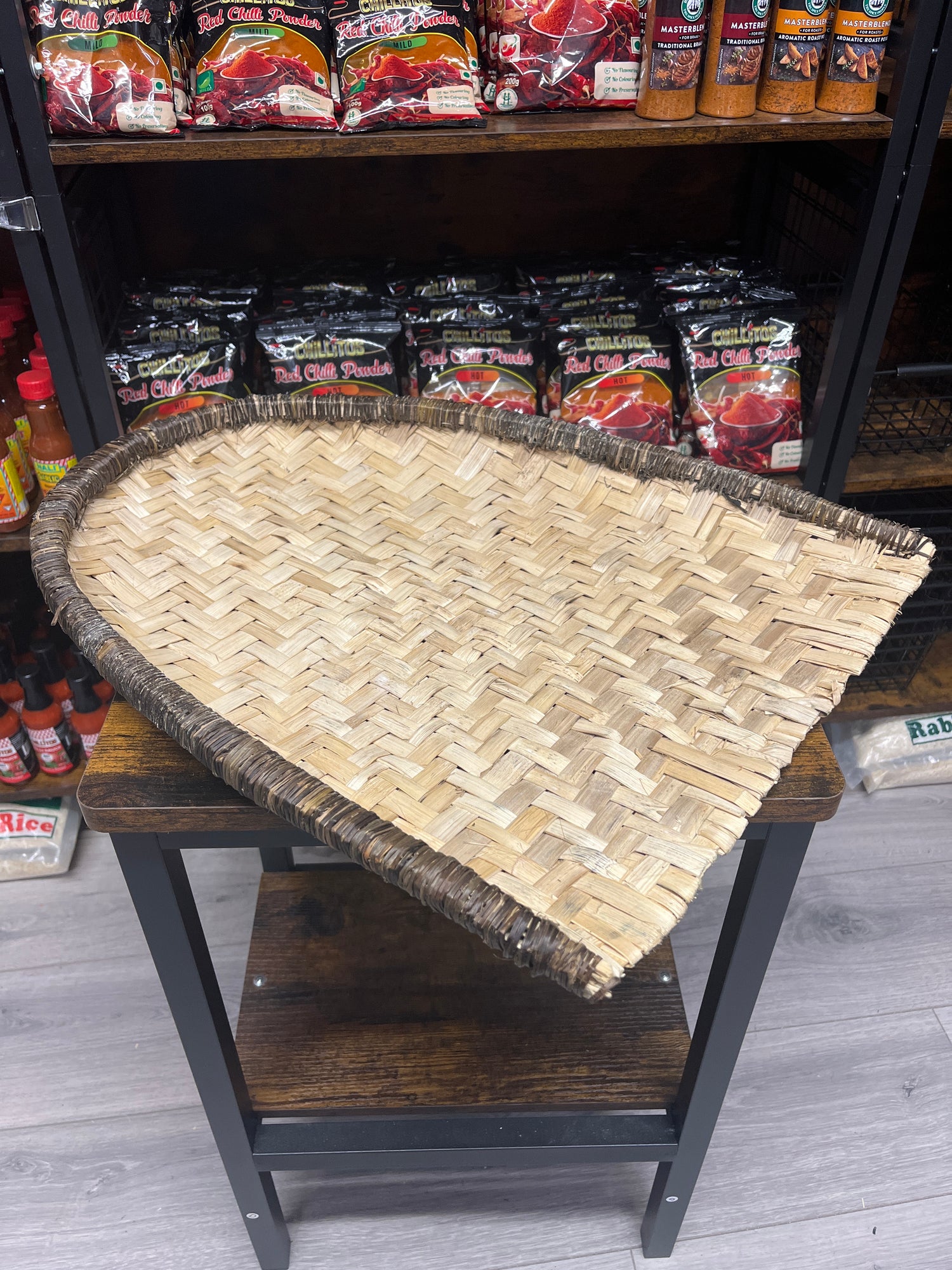 Open Wicker Richero / Flat Basket