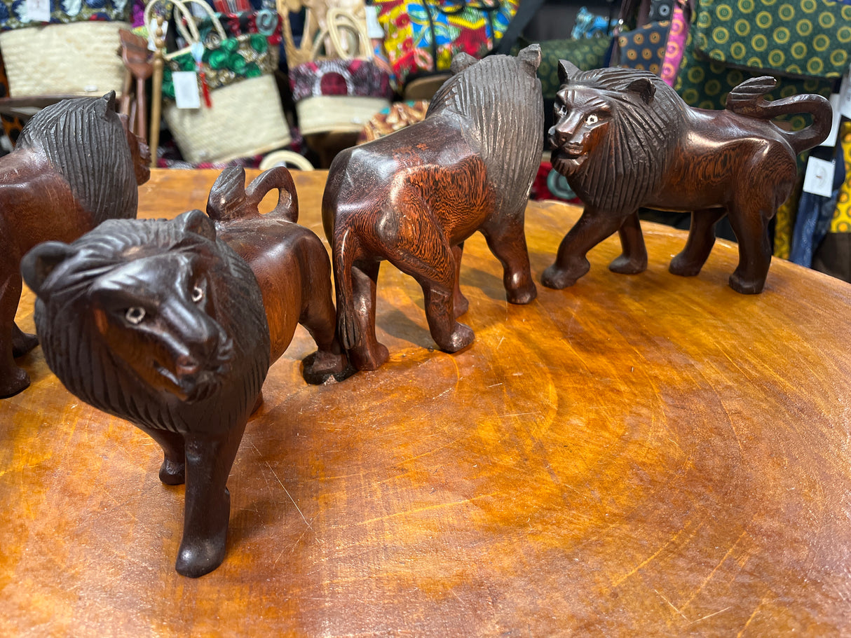 Dark Red / Brown Wooden Hand Carved Lions - Stunning Facial Features and Realism