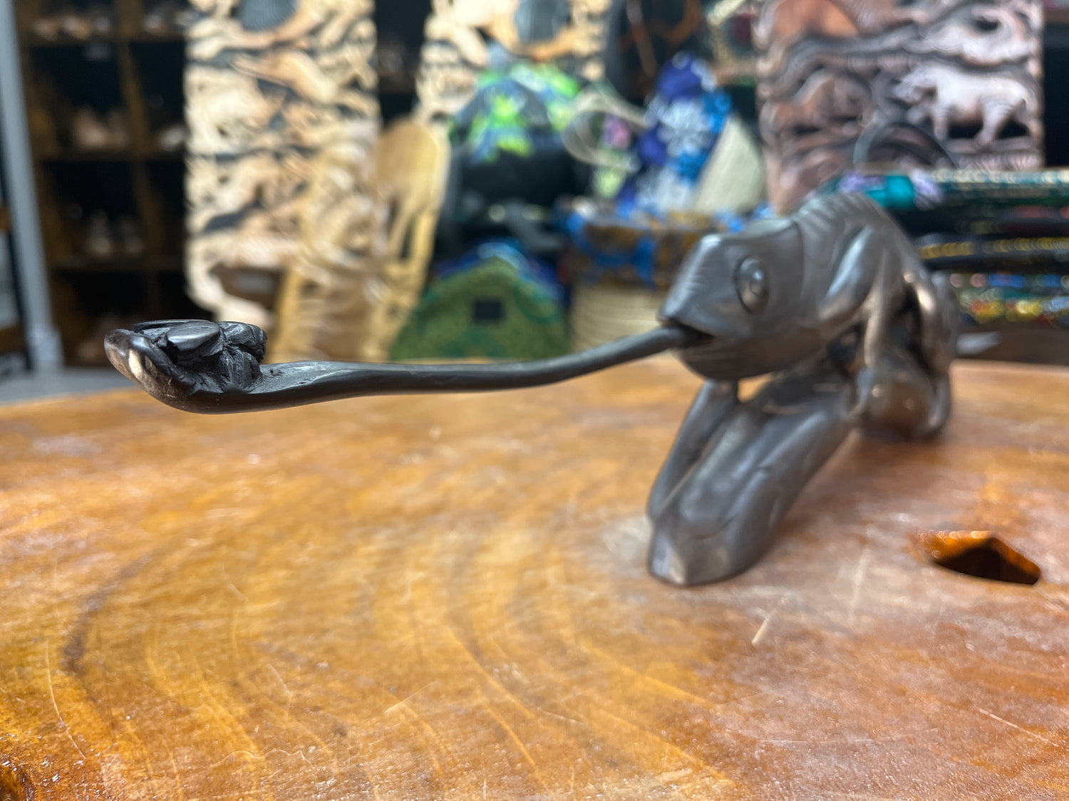 Hand Carved Ebony Lizard / Gecko on a Tree Branch Catching a Fly
