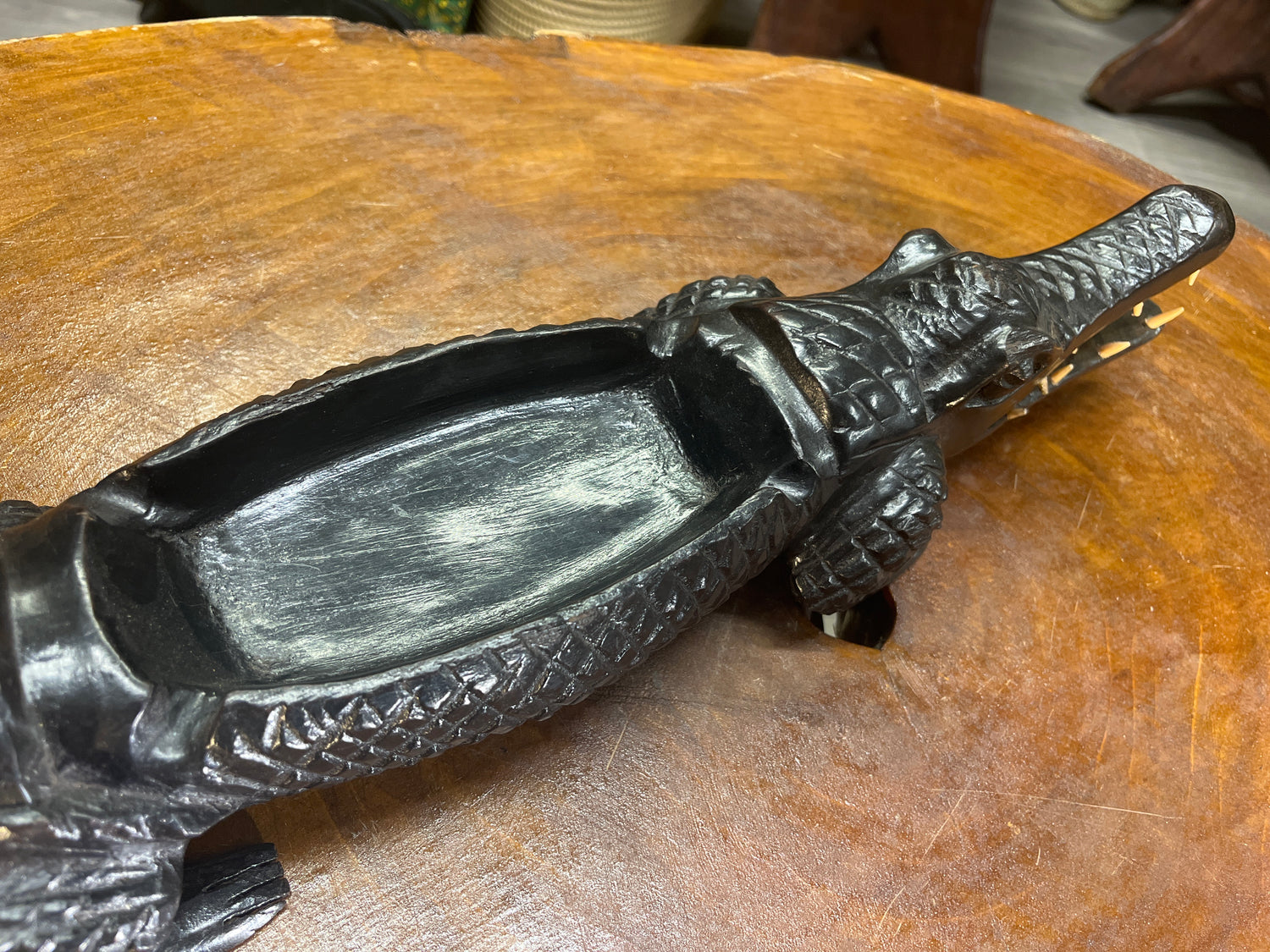 Hand Carved Stunning Ebony Crocodile With Coin / Jewellery Dish