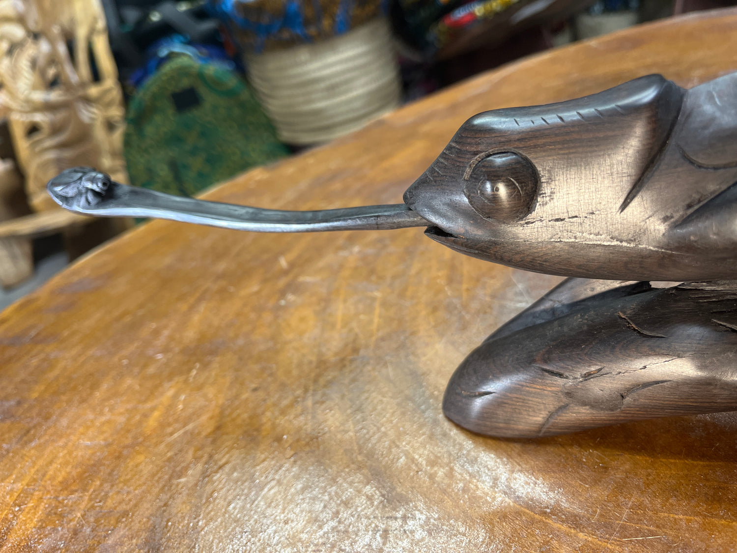 Hand Carved Ebony Lizard / Gecko on a Tree Branch Catching a Fly