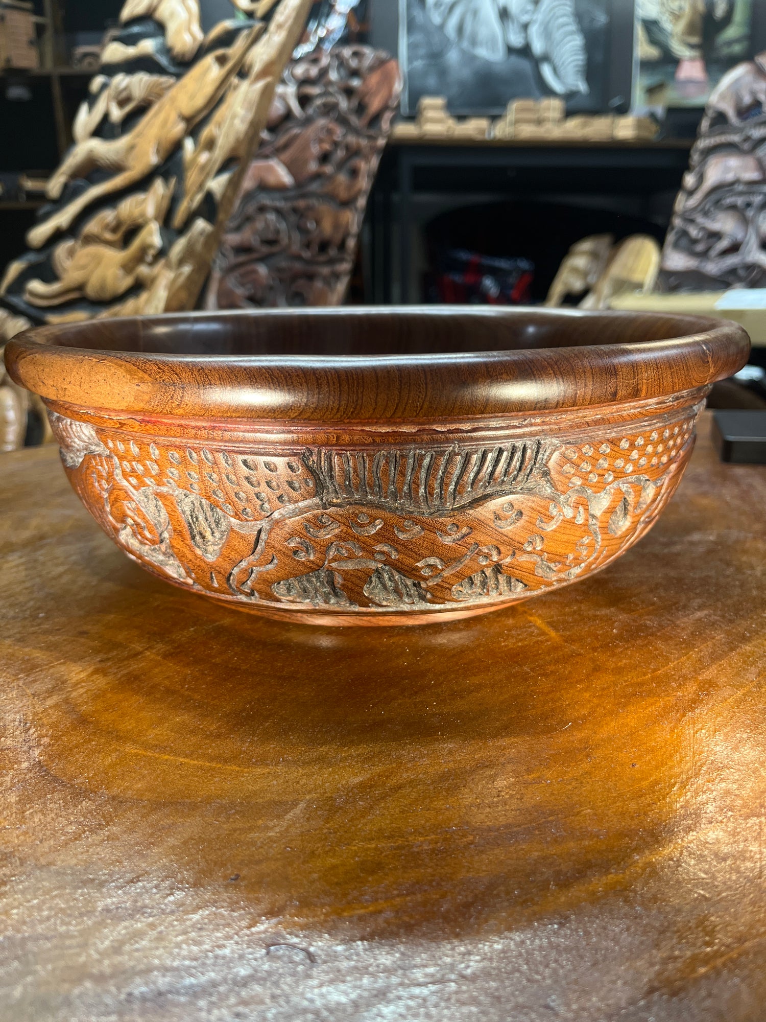 Intricately Hand Carved Wooden Bowl ‘Big 5’ Design