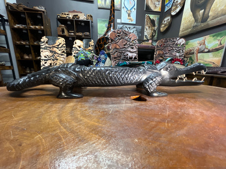 Hand Carved Stunning Ebony Crocodile With Coin / Jewellery Dish