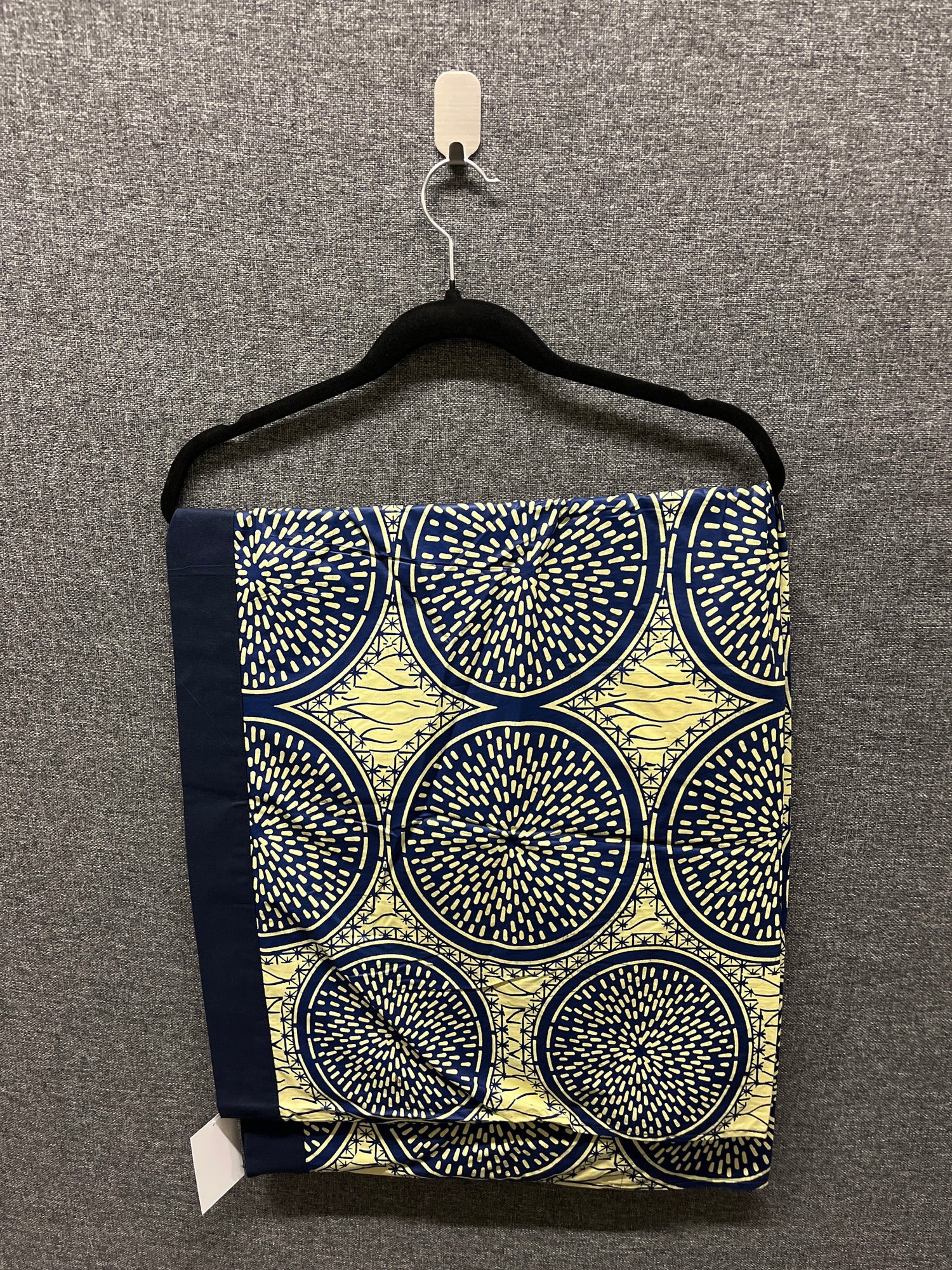 Queen Tenge - Cocoon Top