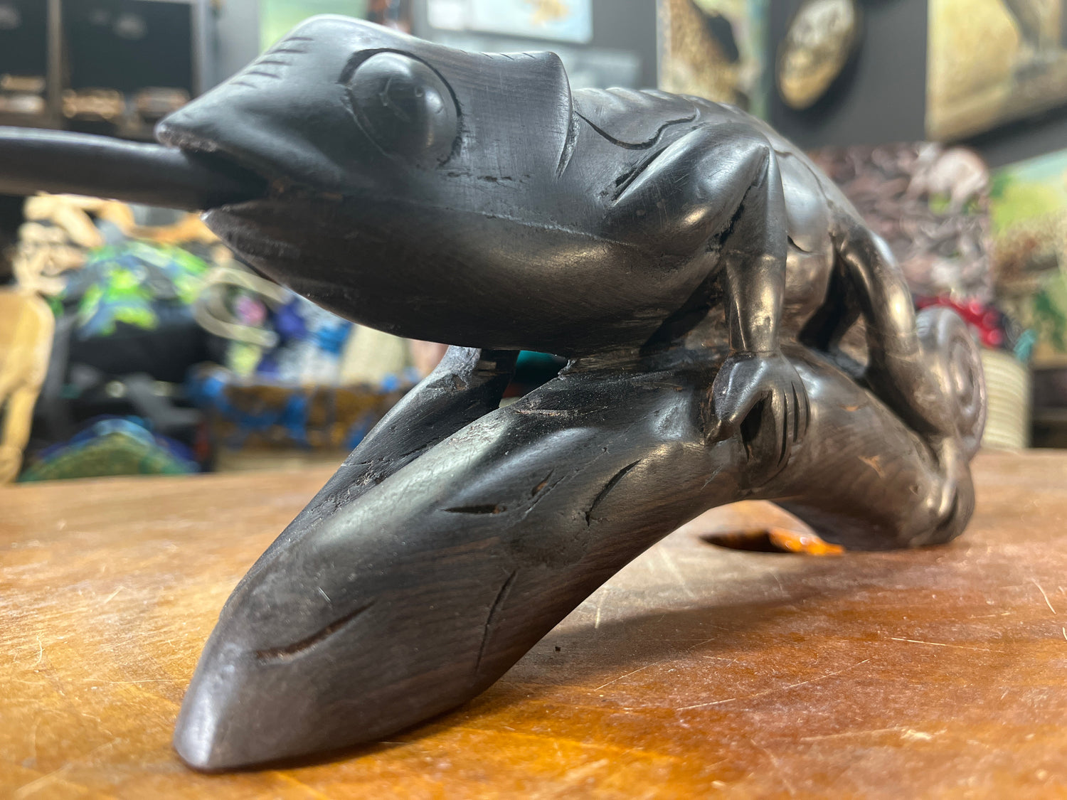 Hand Carved Ebony Lizard / Gecko on a Tree Branch Catching a Fly