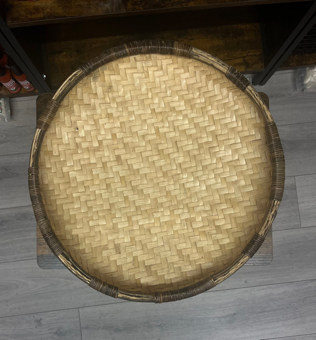 Closed Richero / Flat Rounded Shallow Wicker Basket