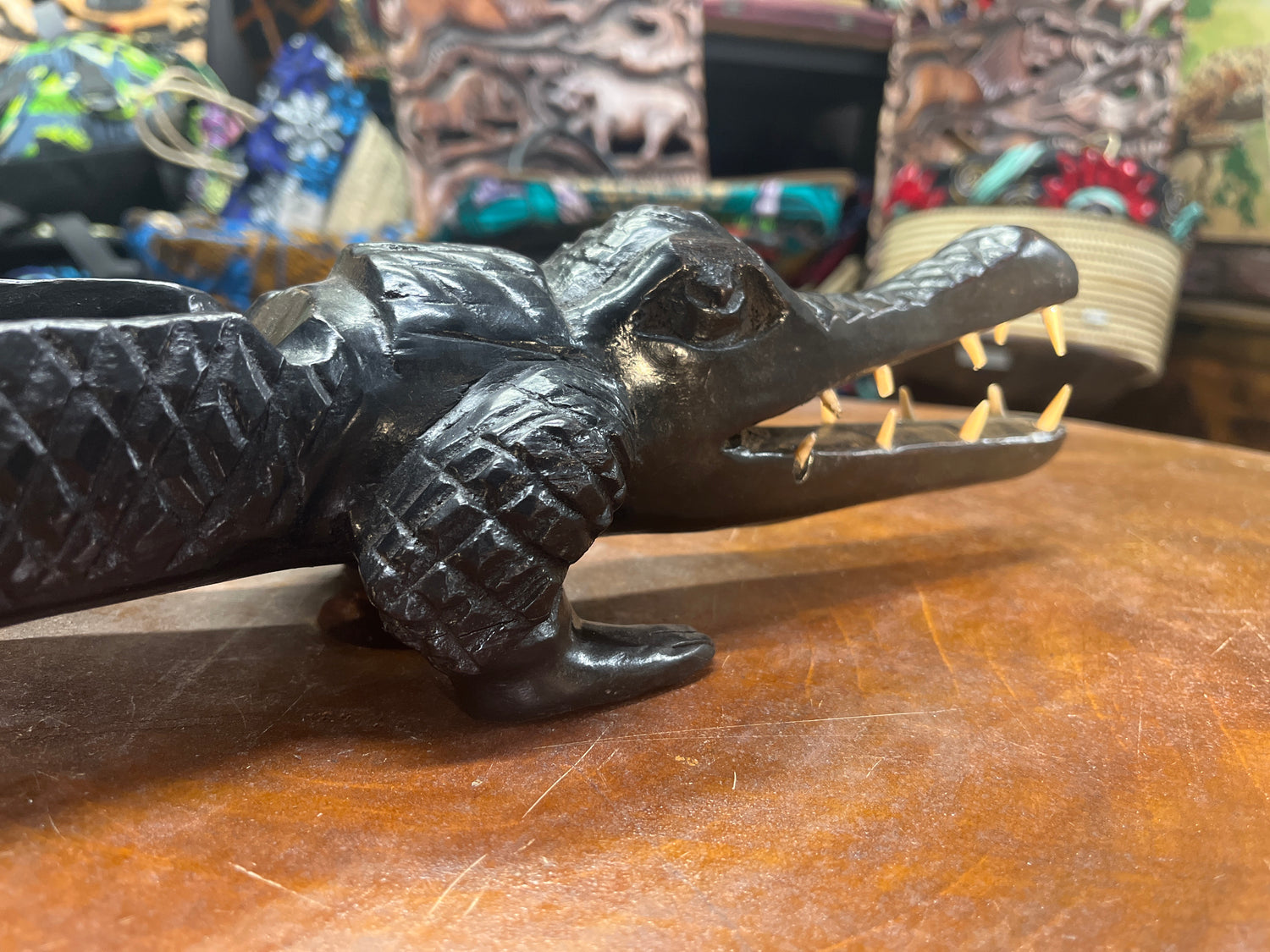 Hand Carved Stunning Ebony Crocodile With Coin / Jewellery Dish