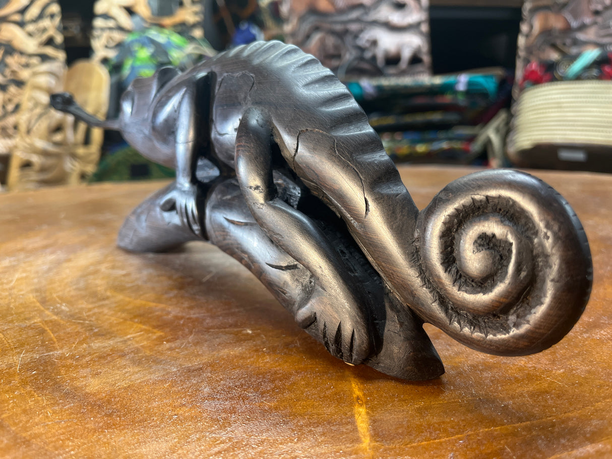 Hand Carved Ebony Lizard / Gecko on a Tree Branch Catching a Fly