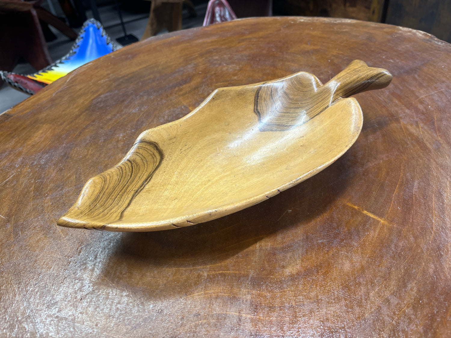 Handmade Wooden Leaf Salad and Serving Dish (Shallow)