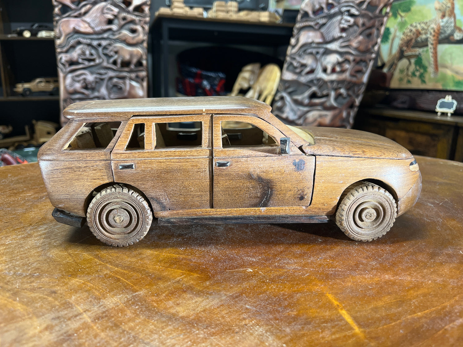 Landrover Range Rover V1.1 Hand Carved Mahogany