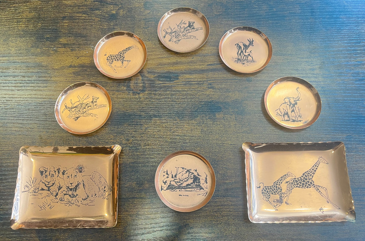 Exquisite vintage copperware set - 2 Ashtrays and 6 Coasters - Royal Sable 1960's