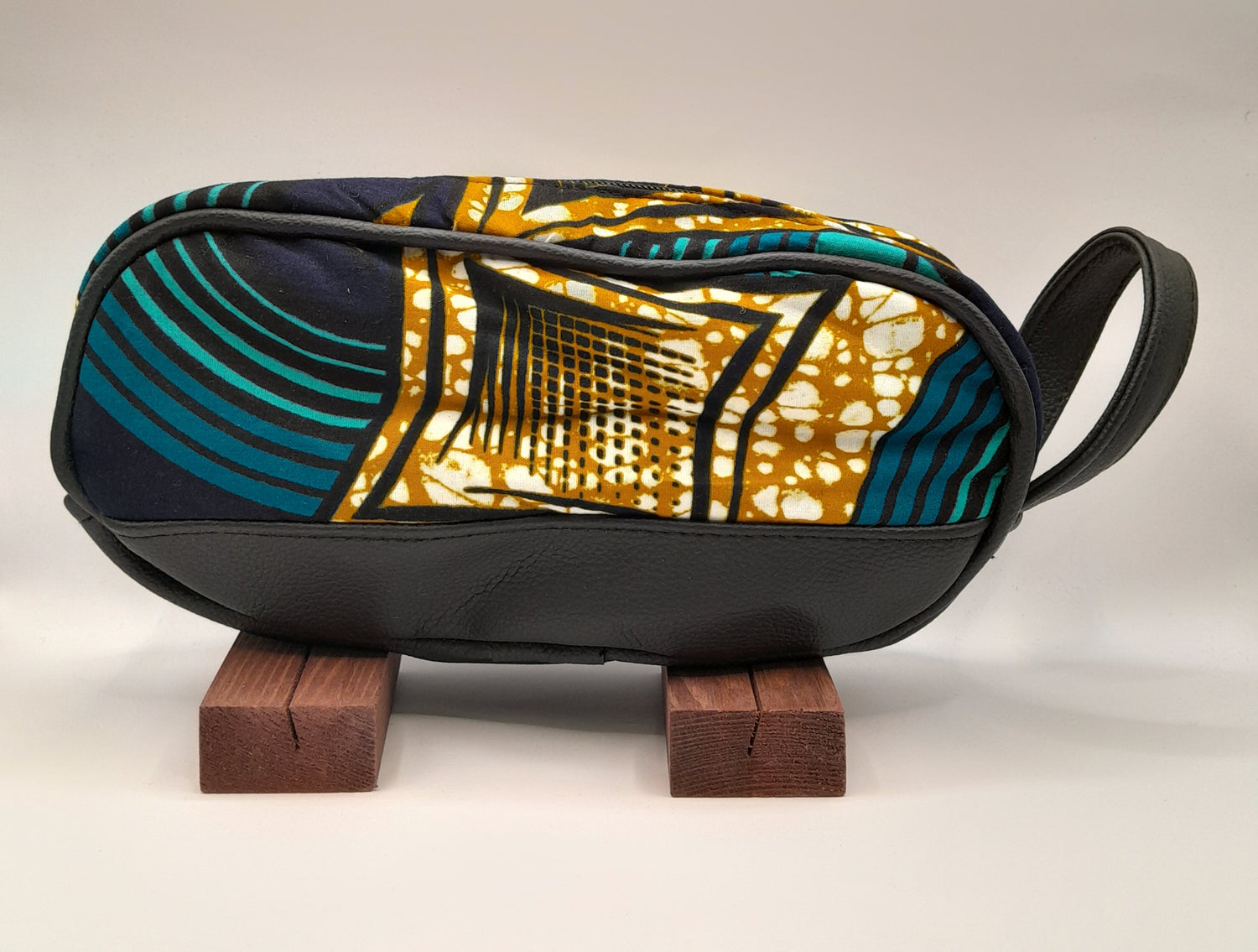 Queen Tenge - Chitenge Cable Pouch