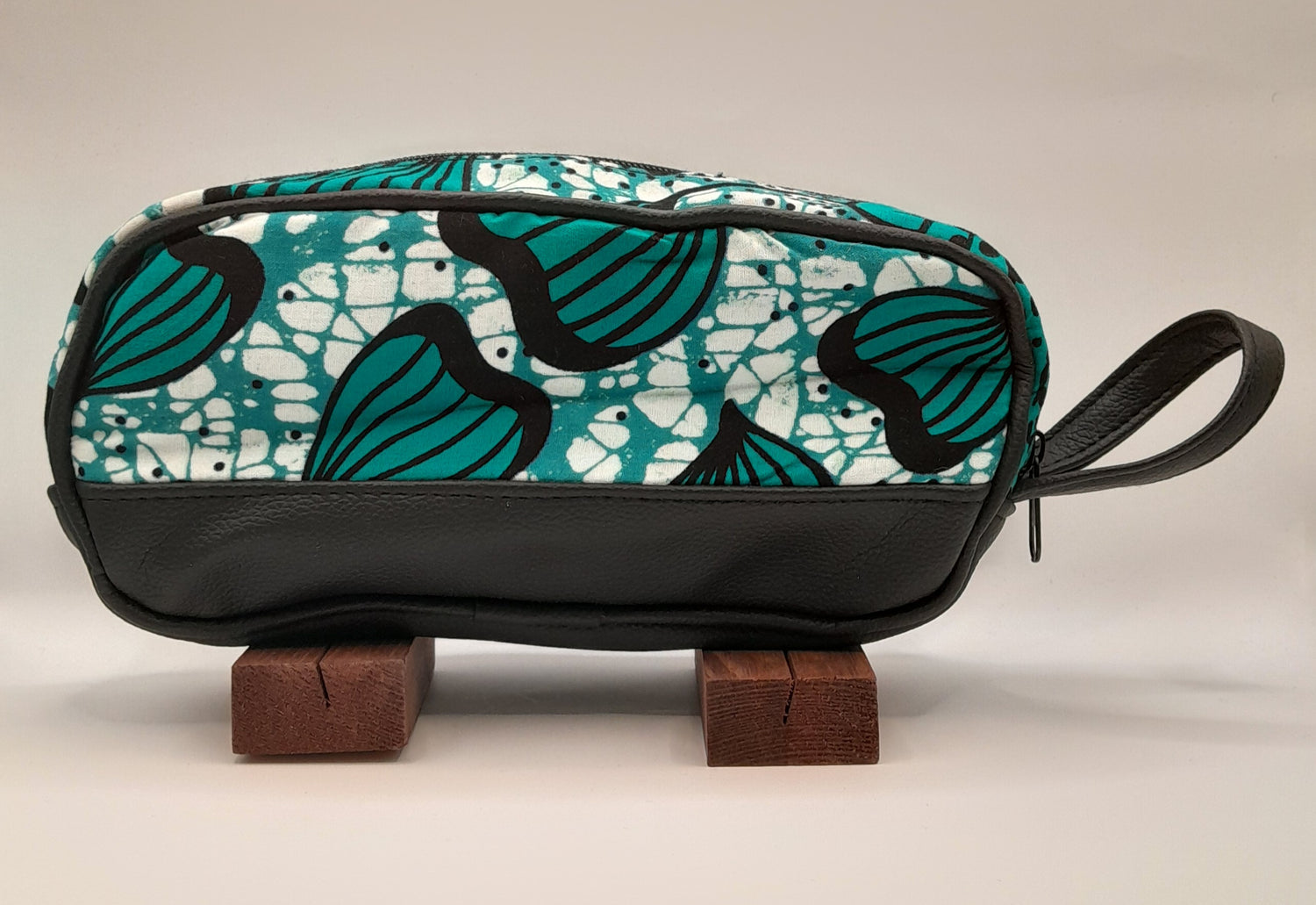 Queen Tenge - Chitenge Cable Pouch