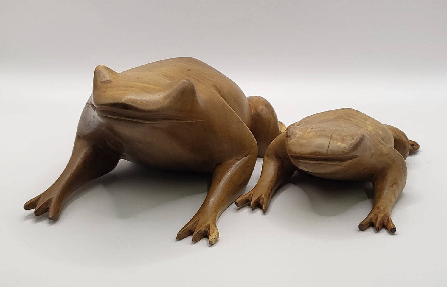 Wooden Frog Model