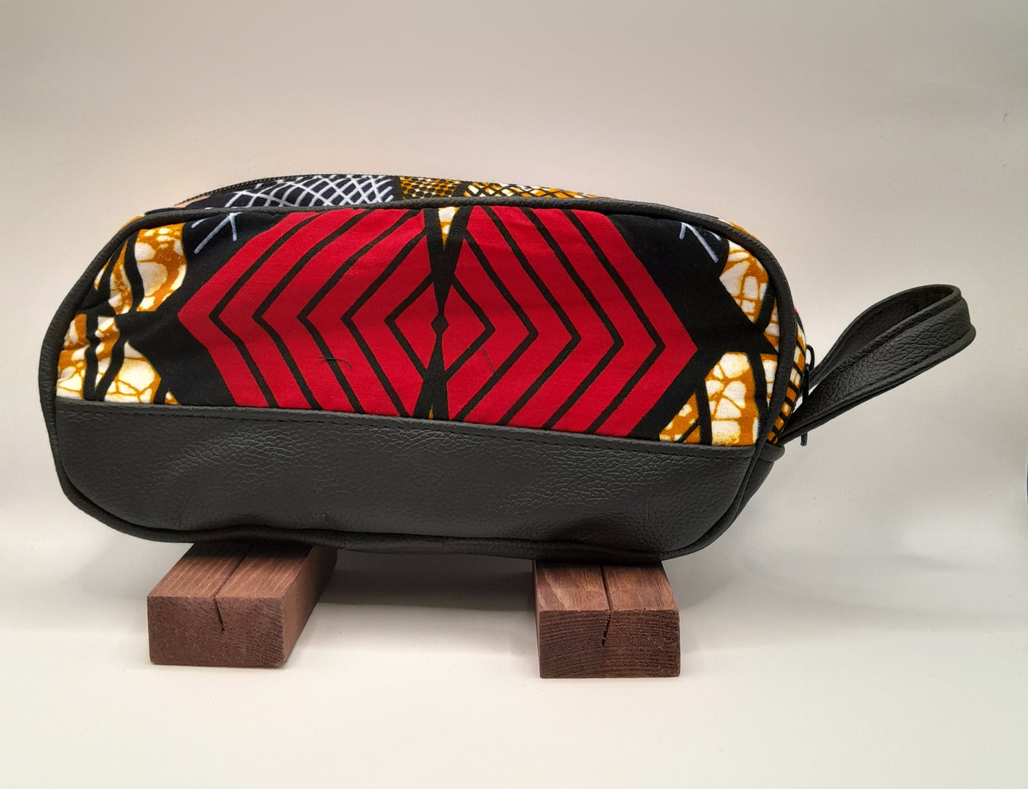 Queen Tenge - Chitenge Cable Pouch