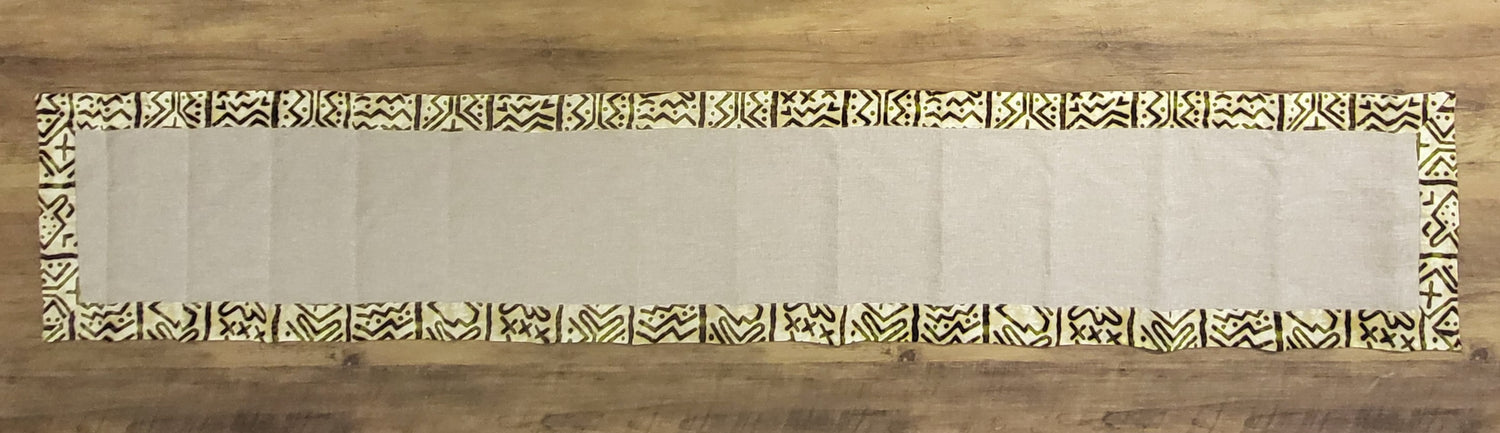 Queen Tenge - Table Runner