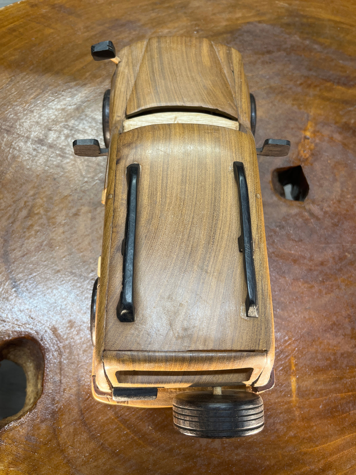 Toyota Landcruiser 100 Series V1.1 Hand Carved Mahogany with Ebony