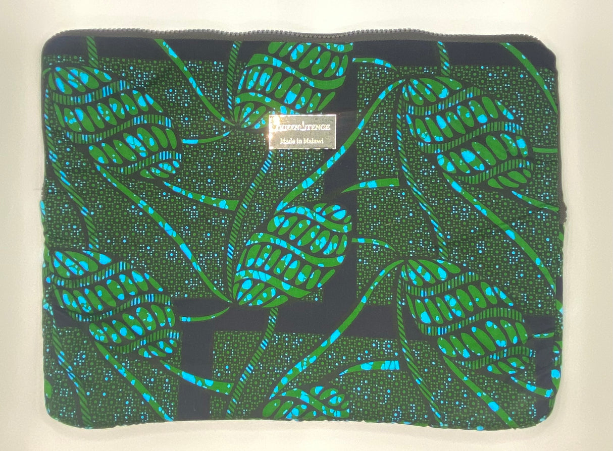 Queen Tenge - Laptop Sleeve Large