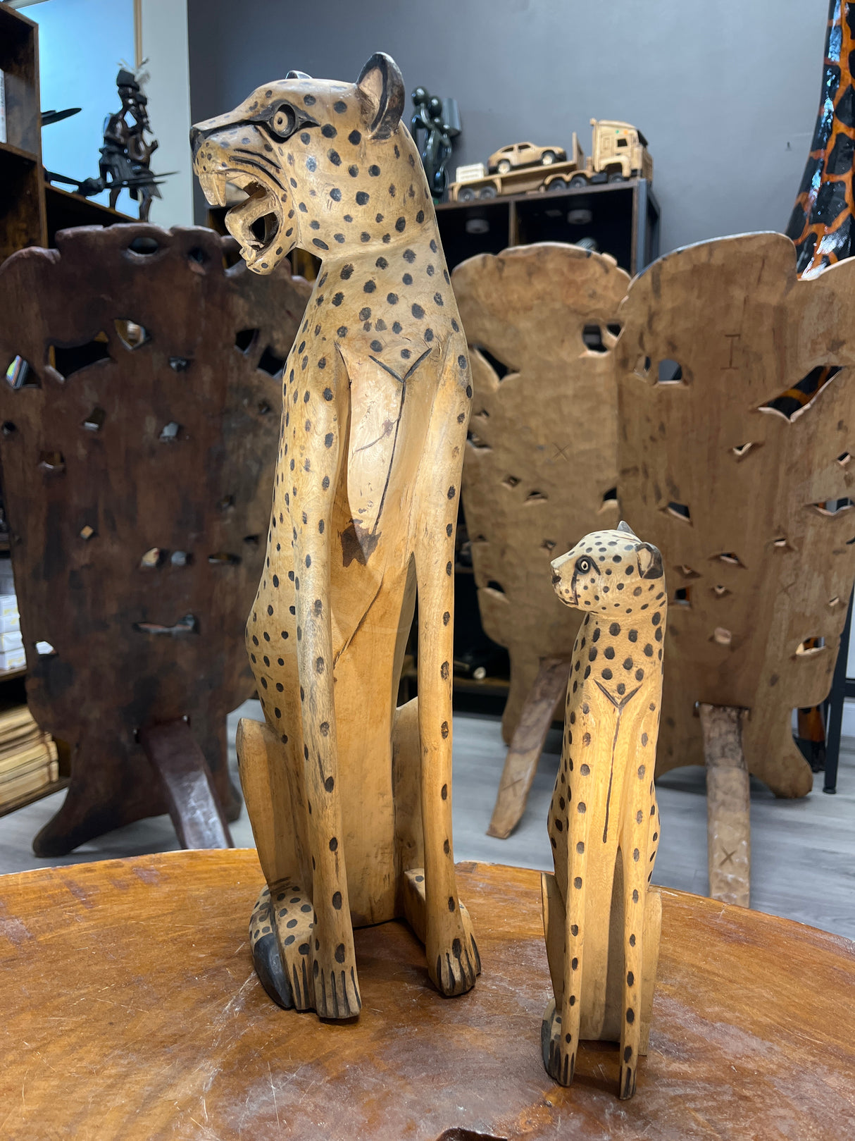 Hand Carved Mother and Baby Cheetah