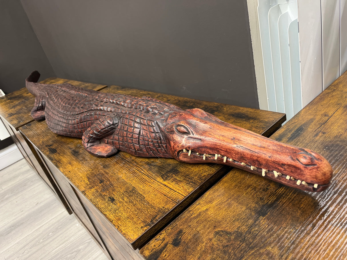 Stunning Life size Hand Carved Baby Crocodile - Stunning Scales and Teeth on Show