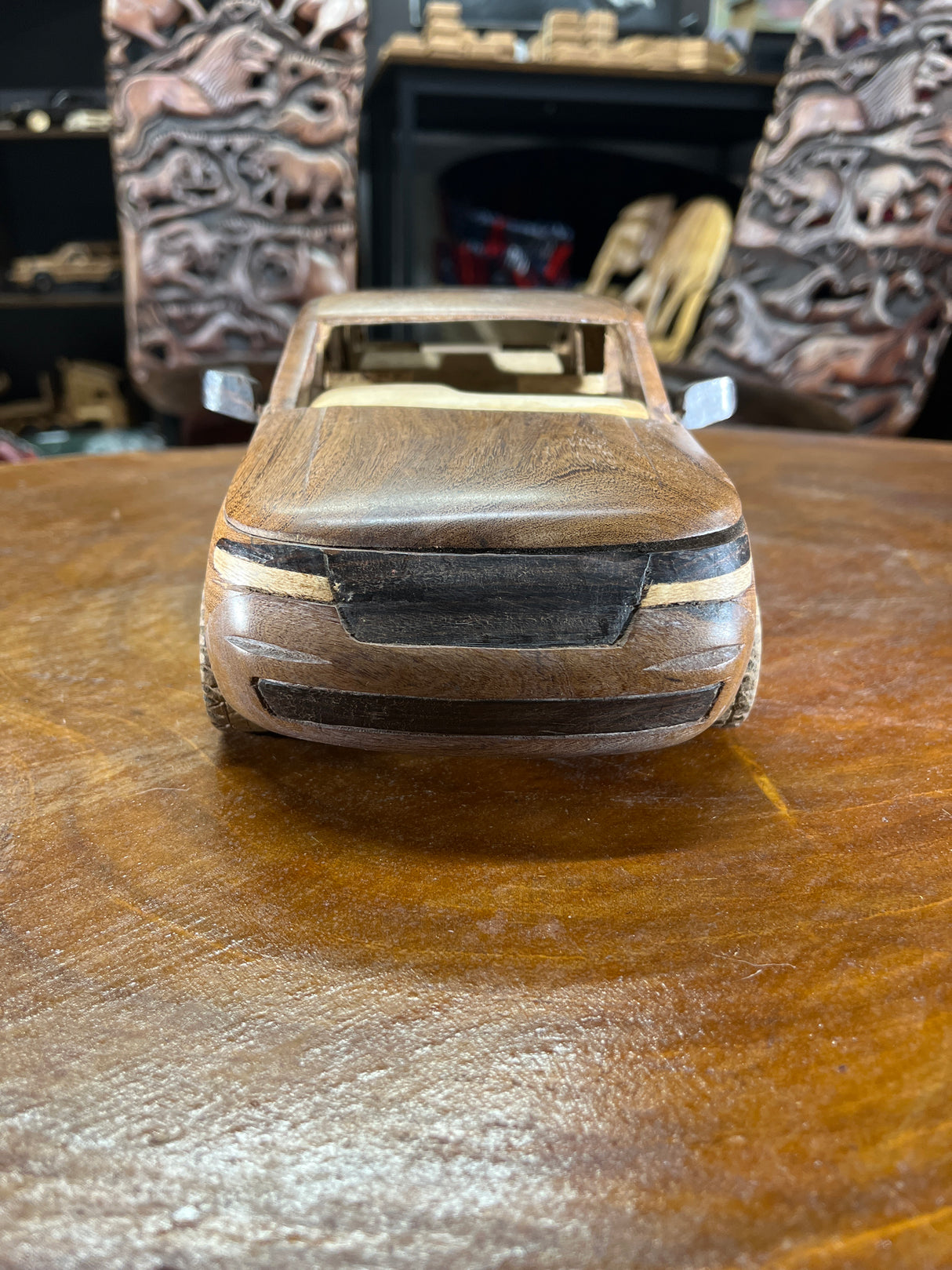 Landrover Range Rover V1.1 Hand Carved Mahogany