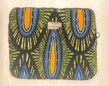 Queen Tenge - Laptop Sleeve Medium