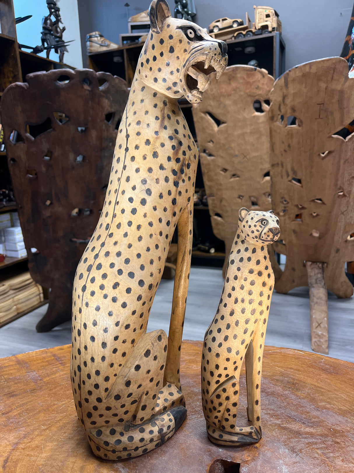 Hand Carved Mother and Baby Cheetah