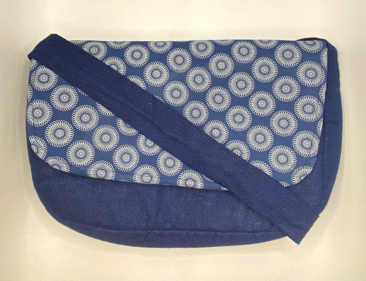 Queen Tenge - Dama Sling Bag