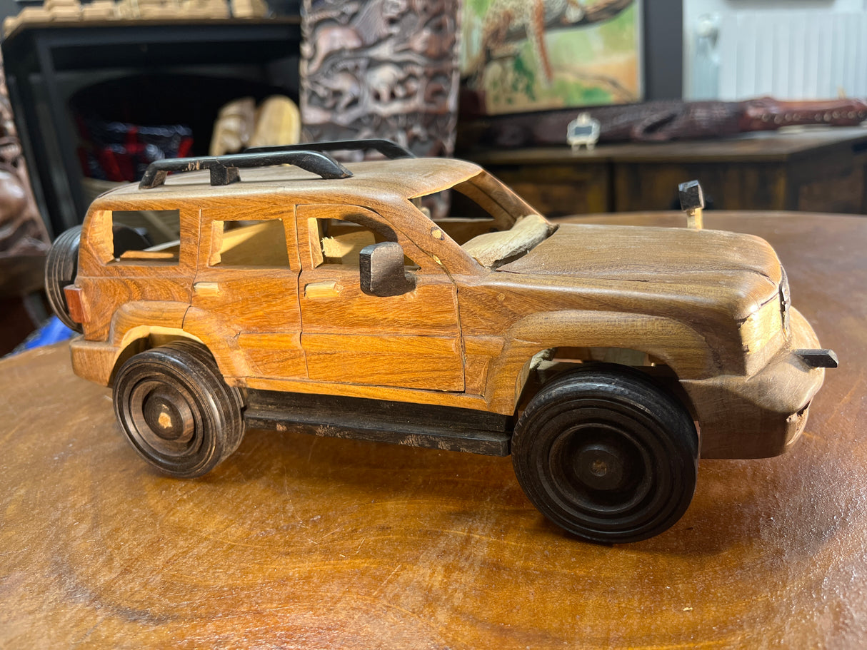 Toyota Landcruiser 100 Series V1.1 Hand Carved Mahogany with Ebony