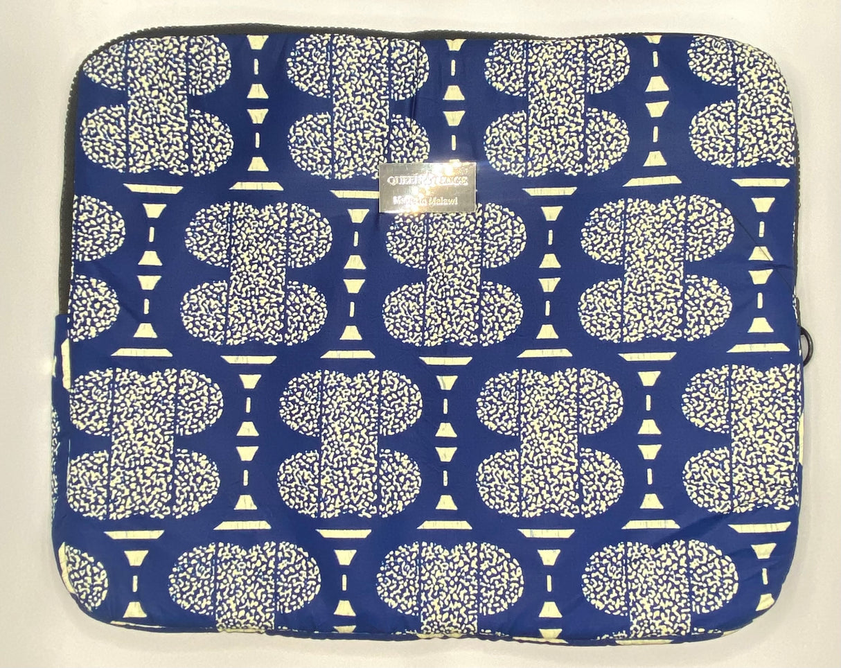 Queen Tenge - Laptop Sleeve Large