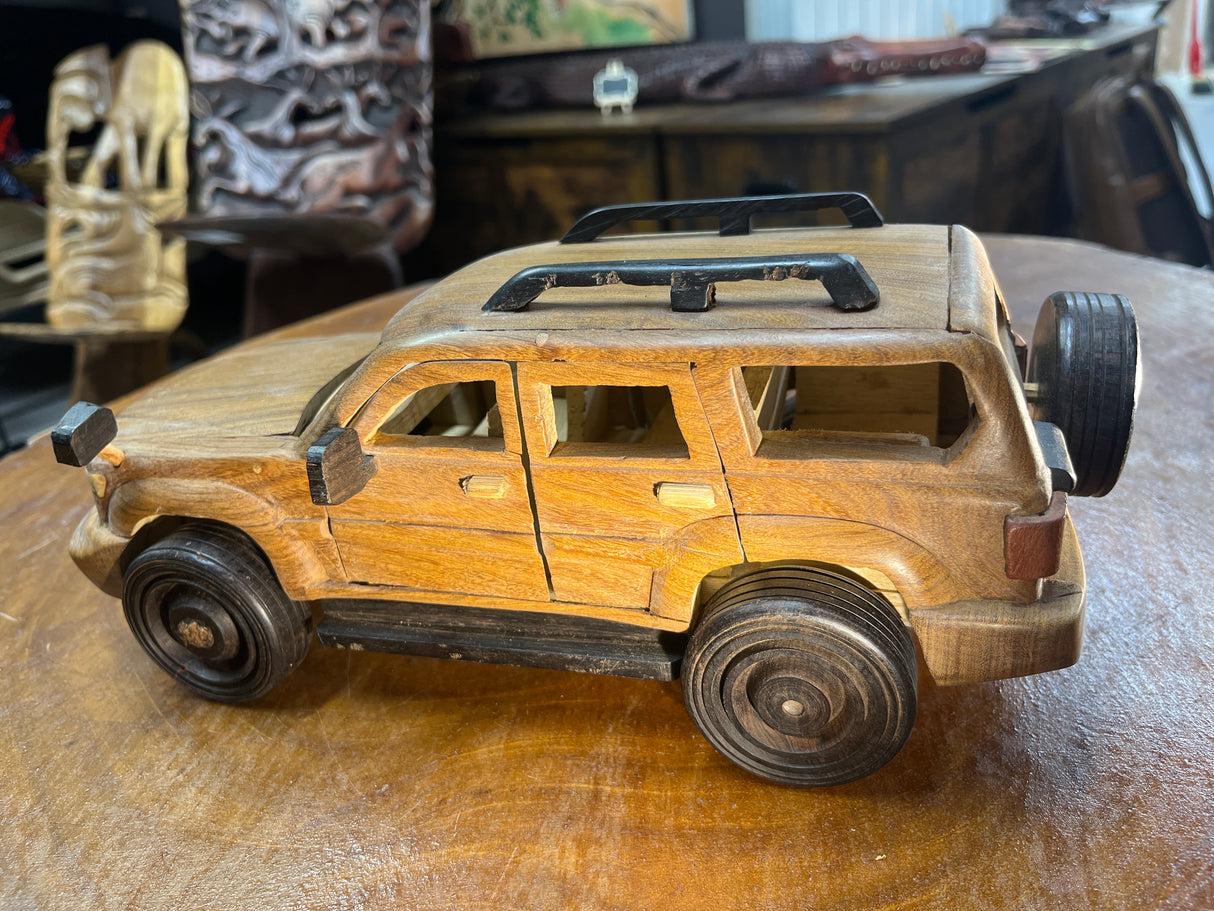 Toyota Landcruiser 100 Series V1.1 Hand Carved Mahogany with Ebony