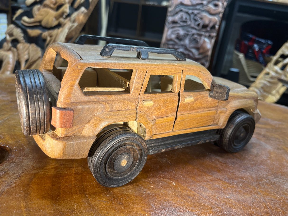 Toyota Landcruiser 100 Series V1.1 Hand Carved Mahogany with Ebony