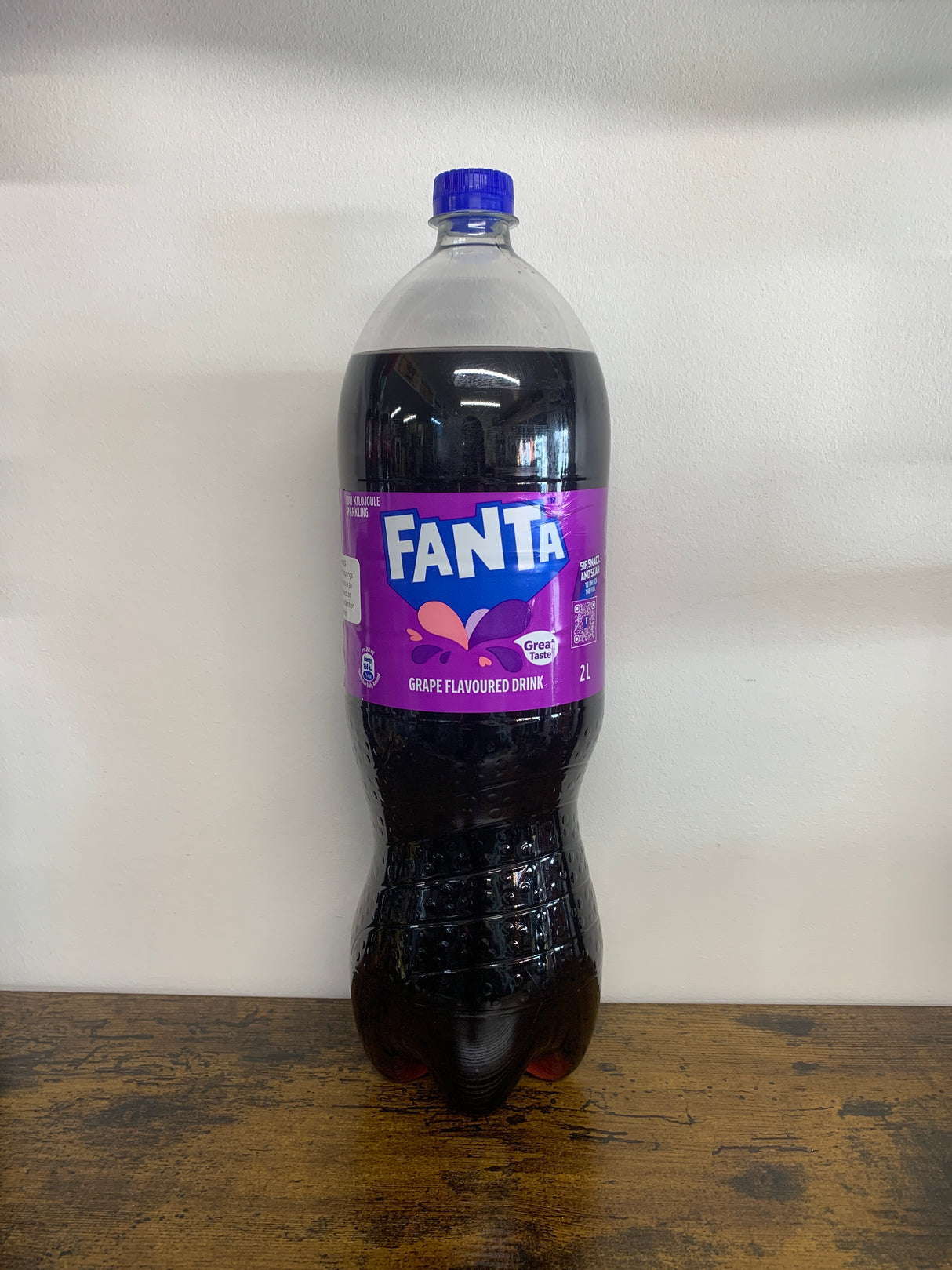 Fanta Fizzy Drink 2 Litre Bottle