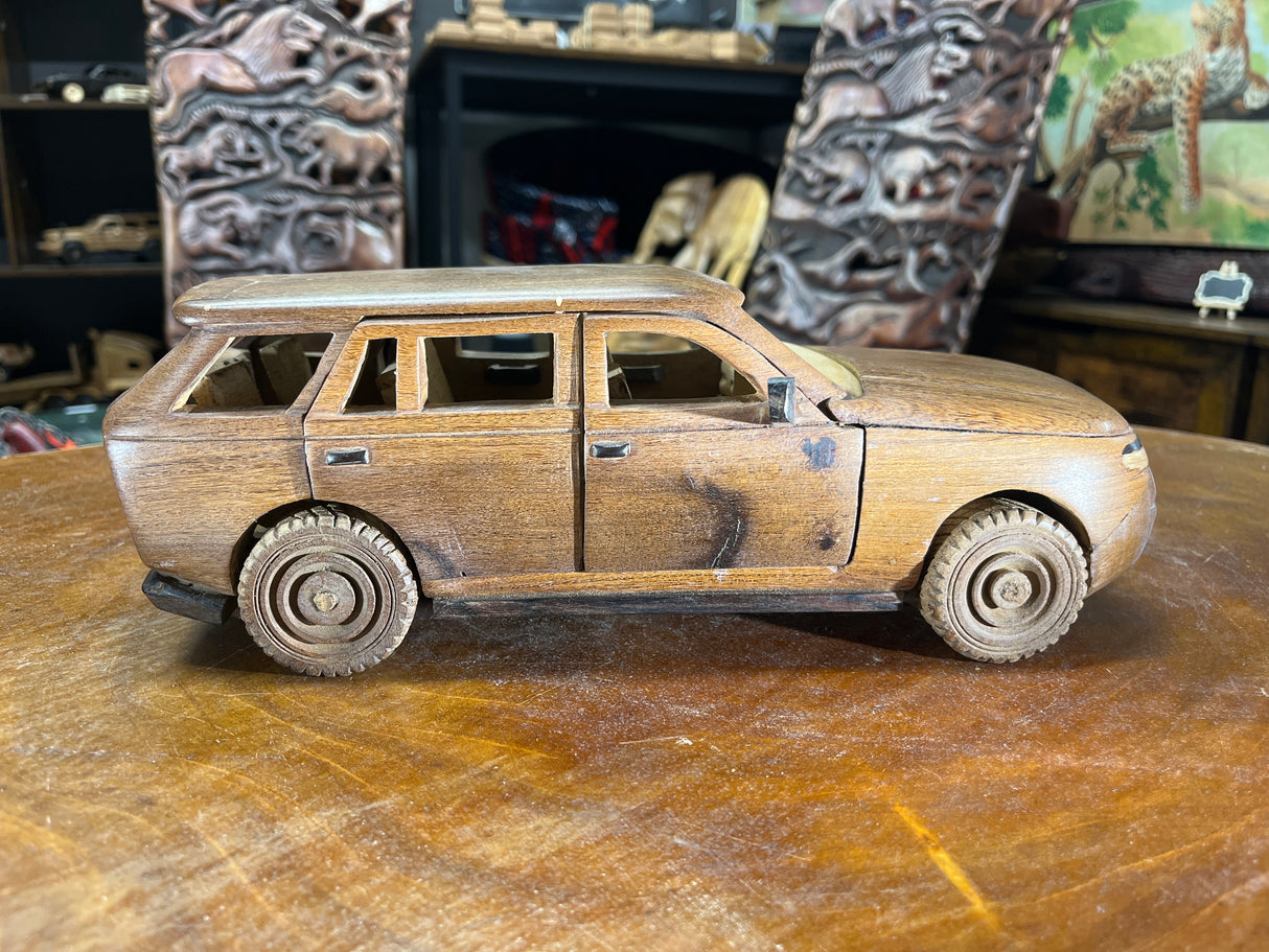 Landrover Range Rover V1.1 Hand Carved Mahogany