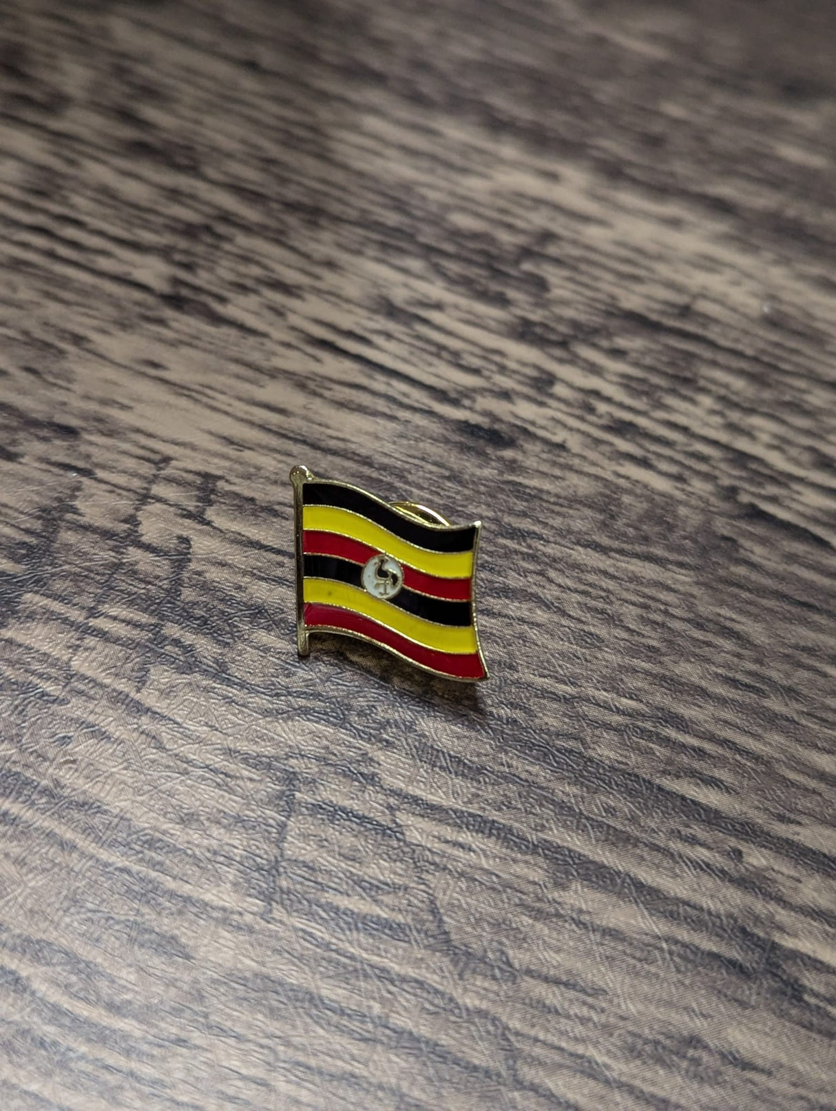 National Flag Pin Badge 1.6cm x 1.6cm