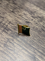 National Flag Pin Badge 1.6cm x 1.6cm